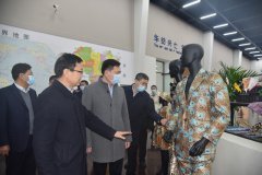 市、區(qū)領(lǐng)導(dǎo)一行蒞臨公司調(diào)研指導(dǎo)
